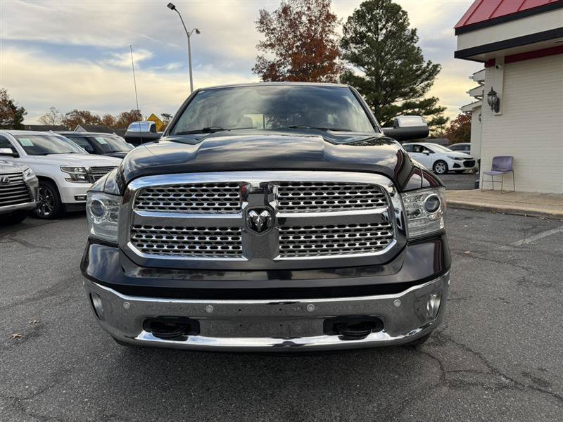 Used 2016 RAM 1500 Laramie w/ Convenience Group AWD/4WD image 2