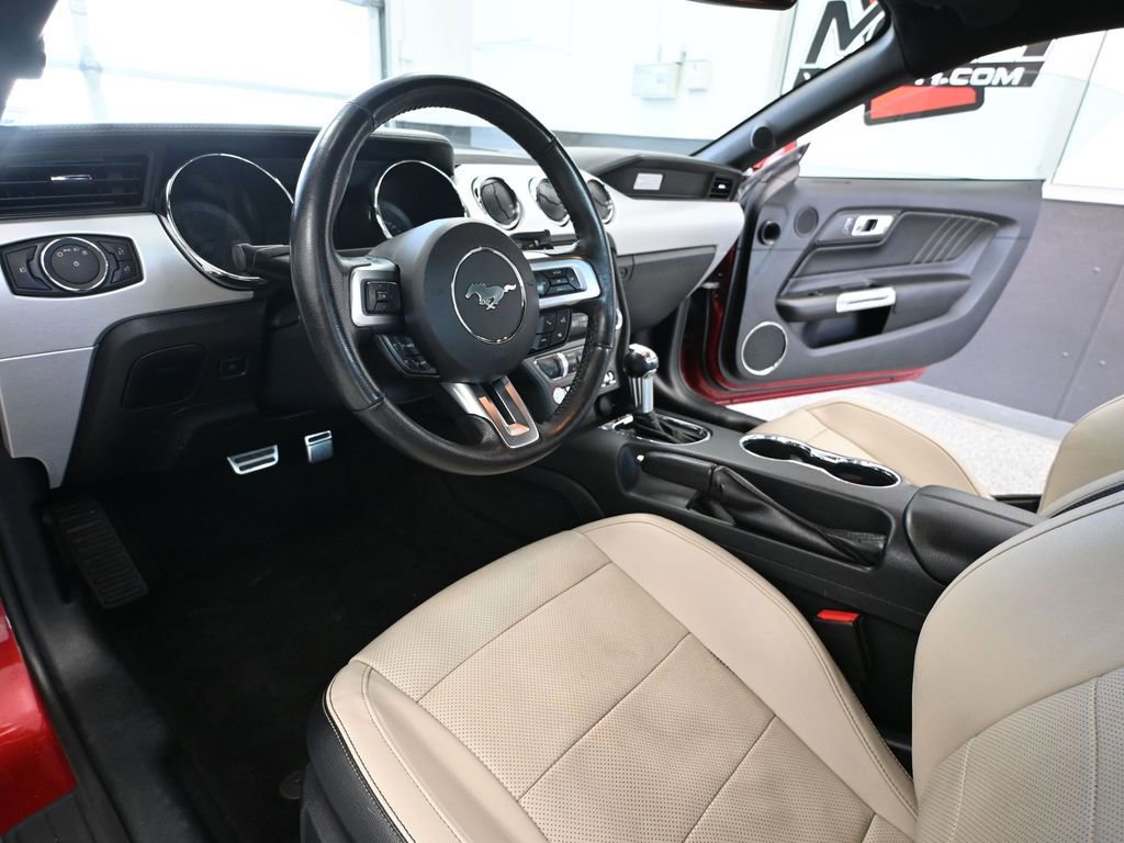 Used 2015 Ford Mustang Premium RWD image 21