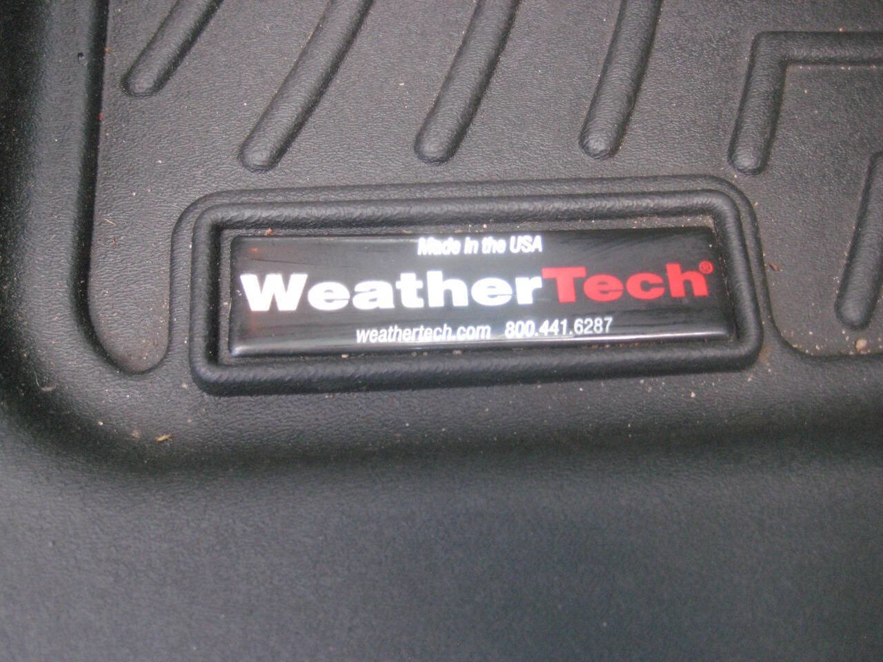 Used 2010 GMC Acadia SLE image 18