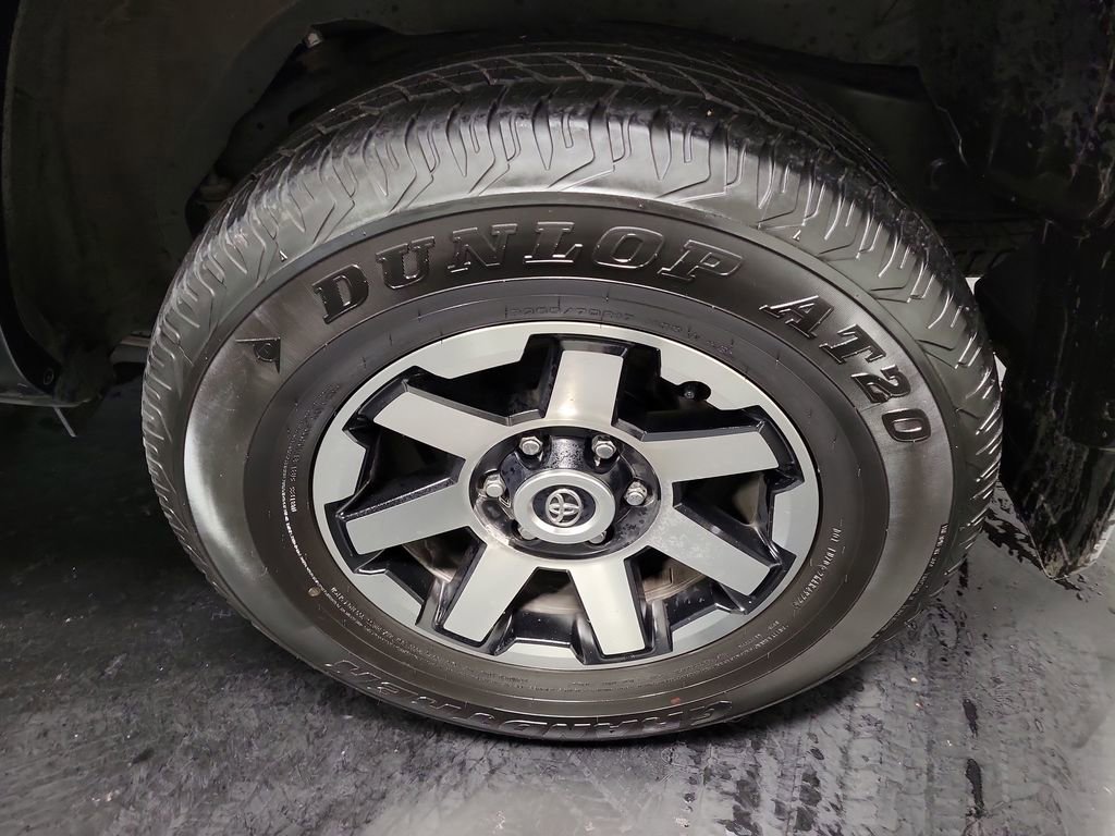 Used 2023 Toyota 4Runner TRD Off-Road Premium image 10