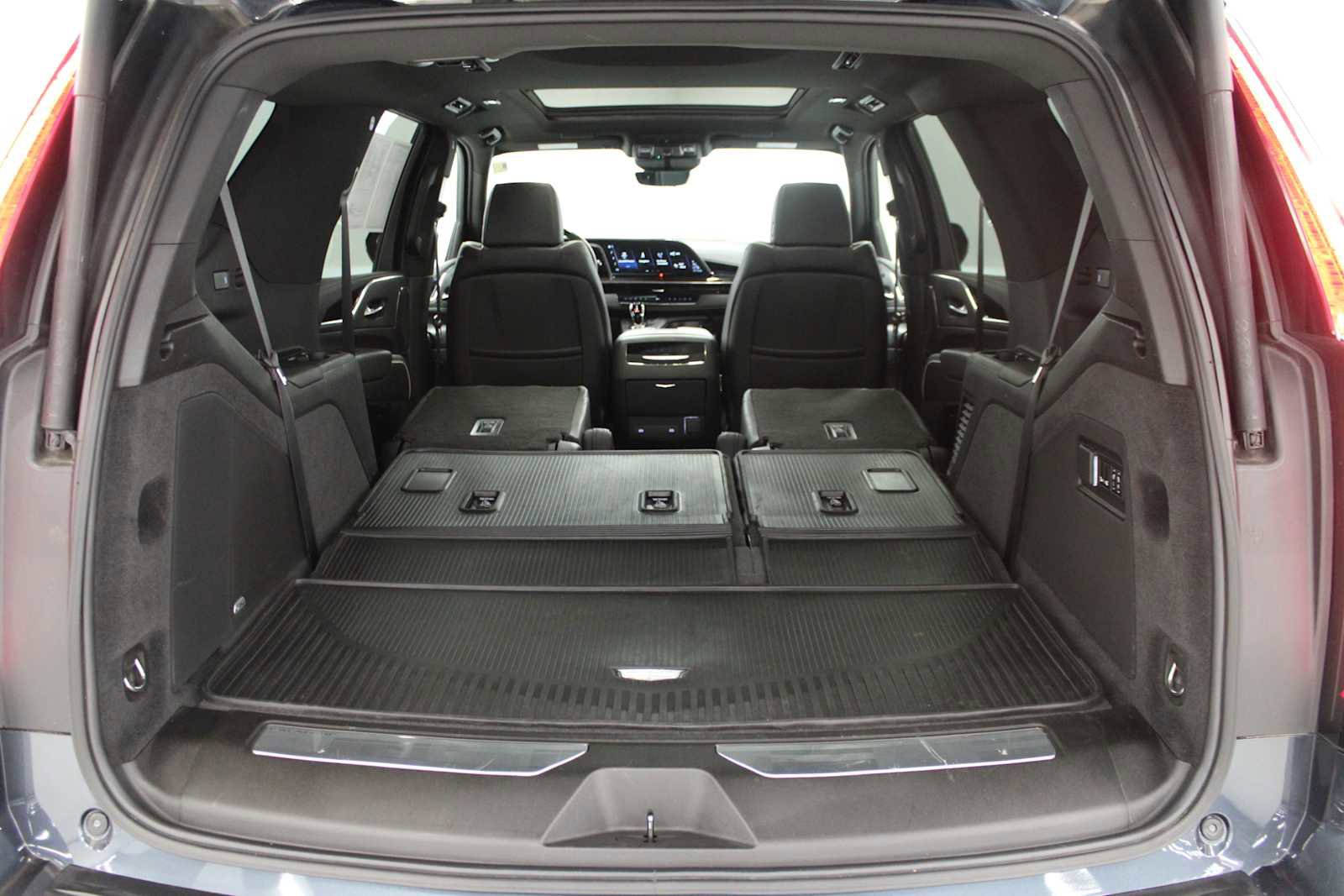 Certified 2021 Cadillac Escalade Sport w/ Driver Assist Tech Package image 11