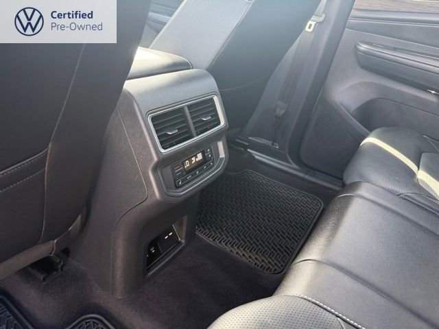 Certified 2024 Volkswagen Atlas SEL AWD/4WD image 16