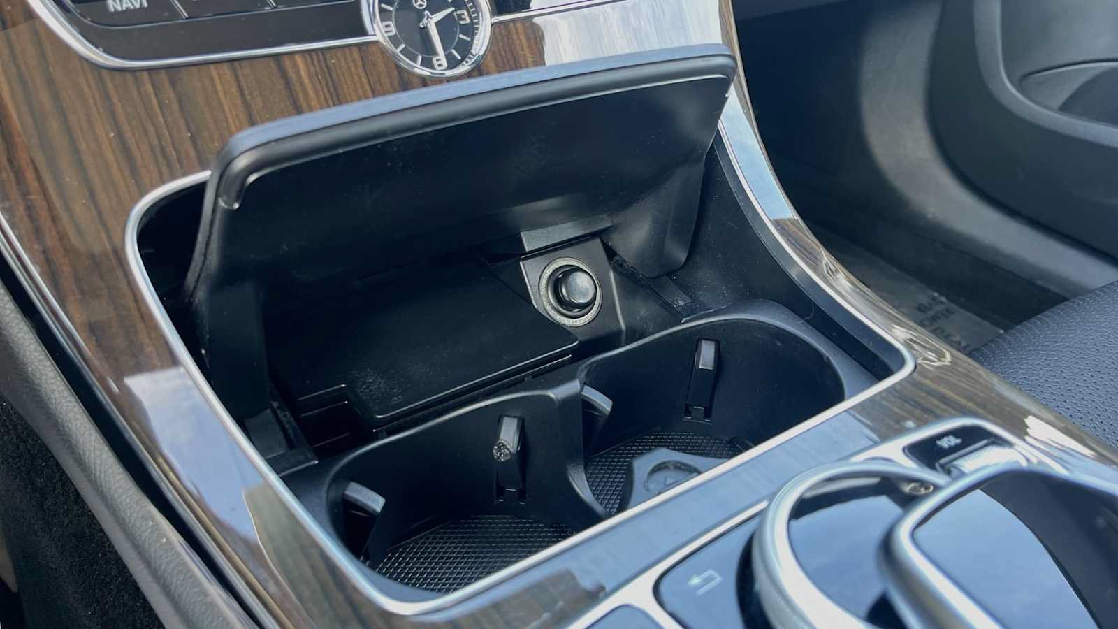 Used 2018 Mercedes-Benz C 300 4MATIC Sedan image 45