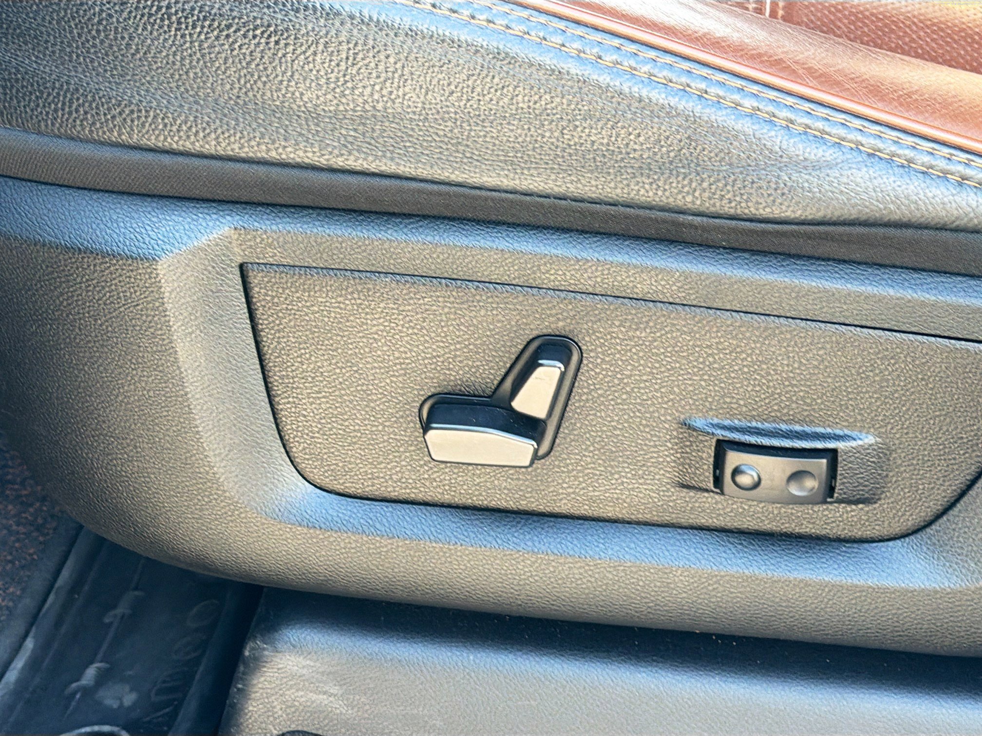 Used 2023 RAM 2500 Limited image 24