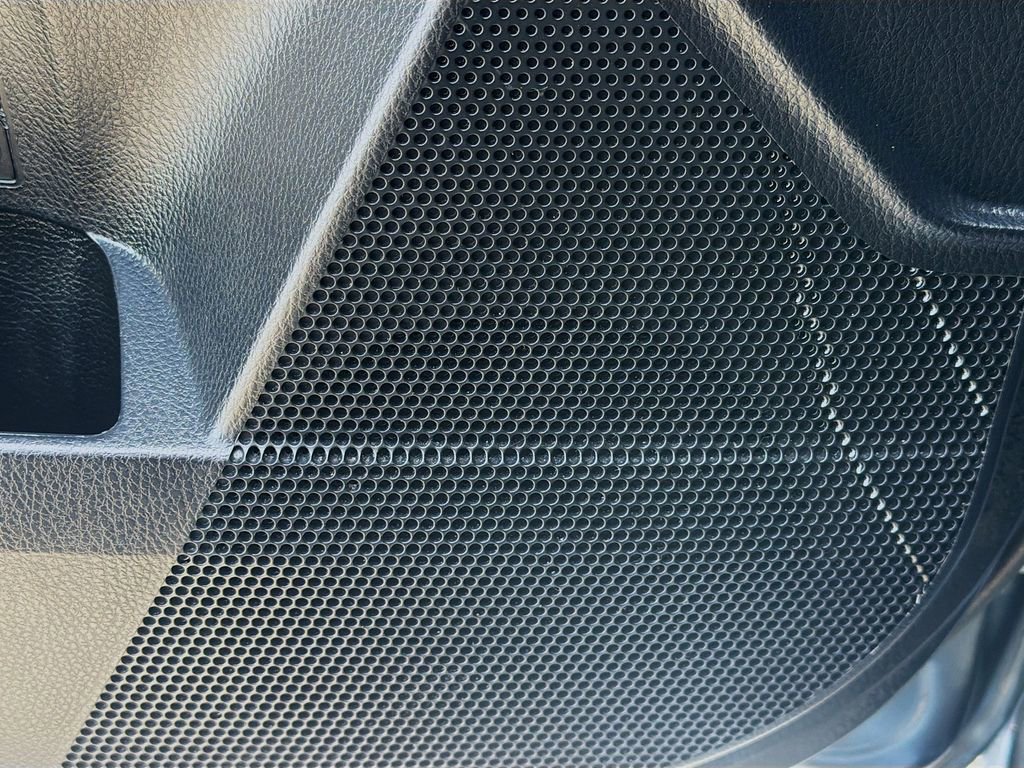Used 2019 Toyota Corolla LE FWD image 20