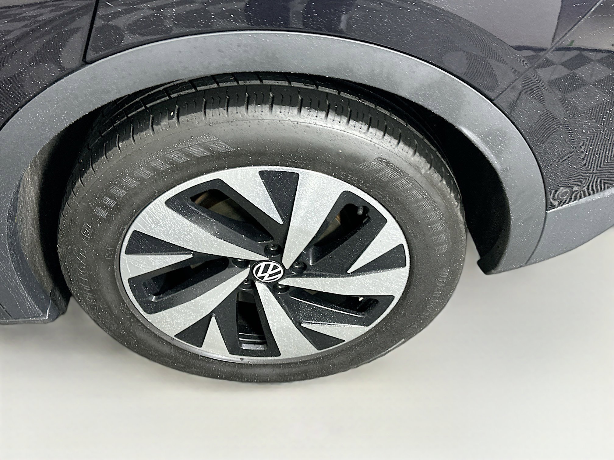 Used 2024 Volkswagen ID.4 2WD image 11
