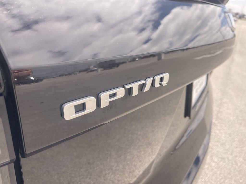 Certified 2025 Cadillac Optiq Luxury 2 w/ LPO, Floor Liner Package image 12