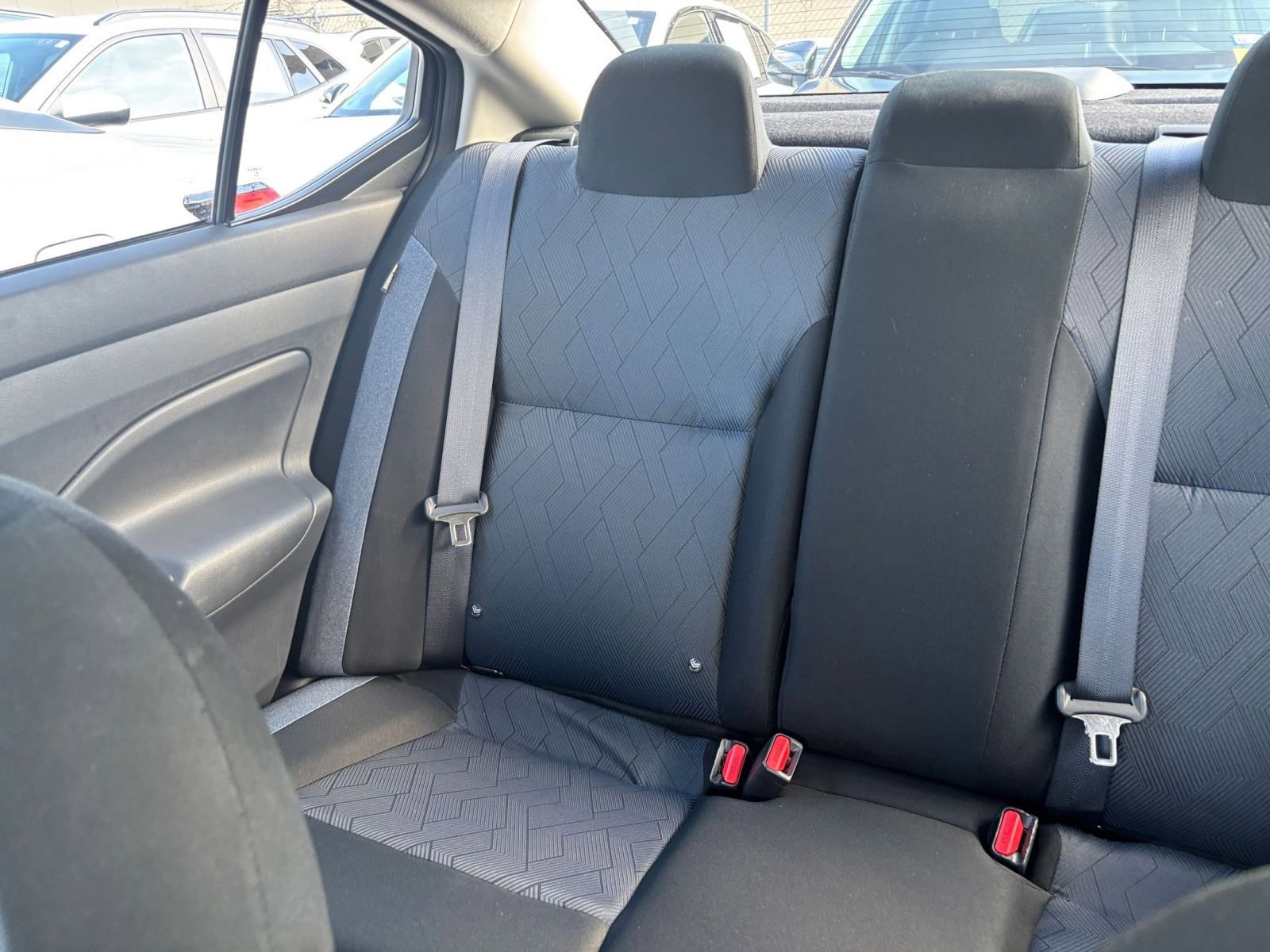 Used 2025 Nissan Versa SV image 37