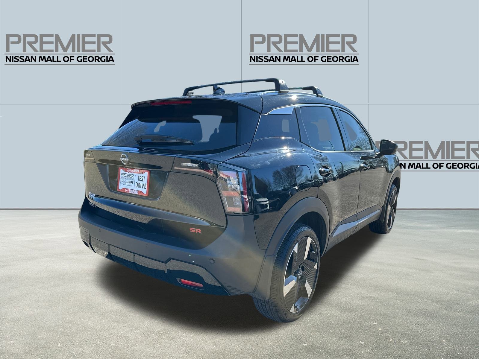 Used 2025 Nissan Kicks SR image 5