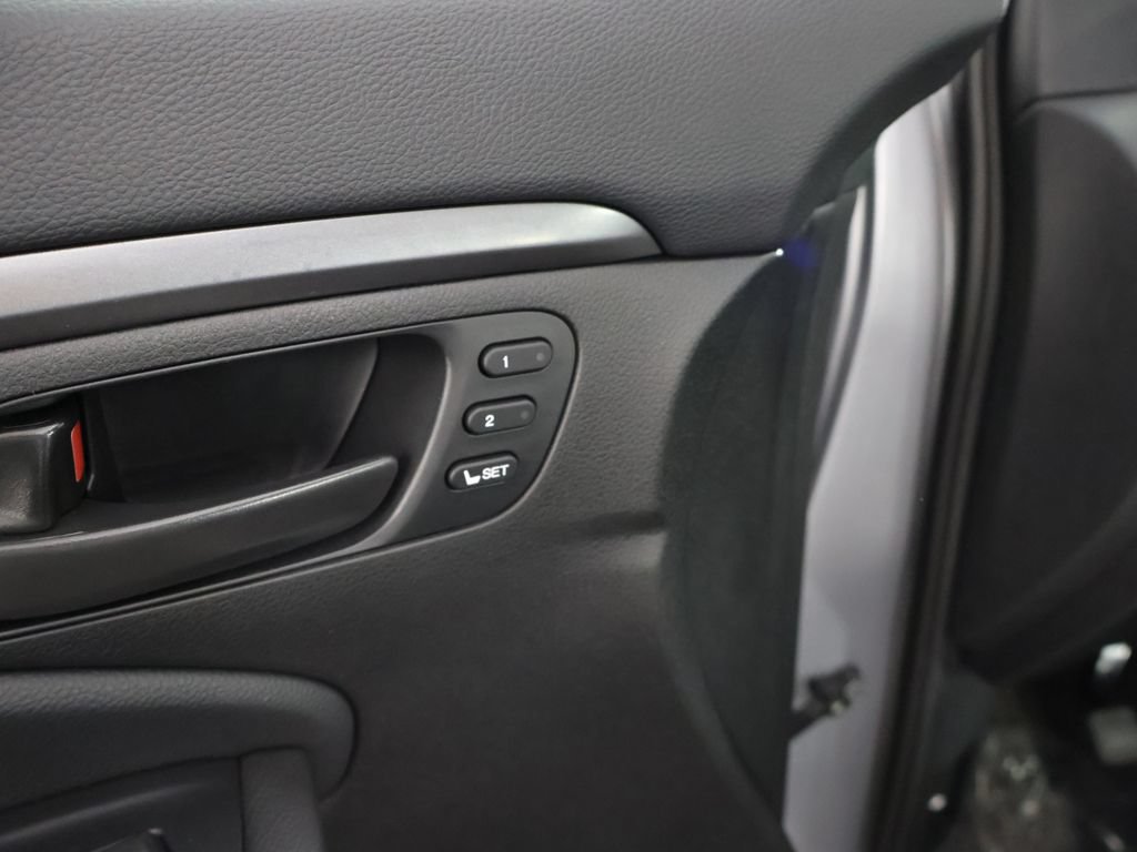 Used 2024 Honda Passport EX-L image 40