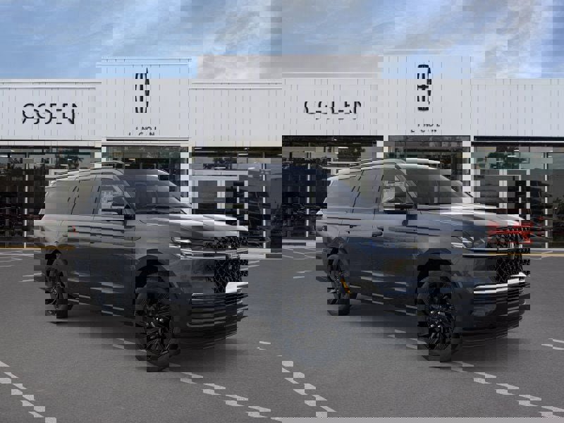 New 2025 Lincoln Navigator L Reserve image 7