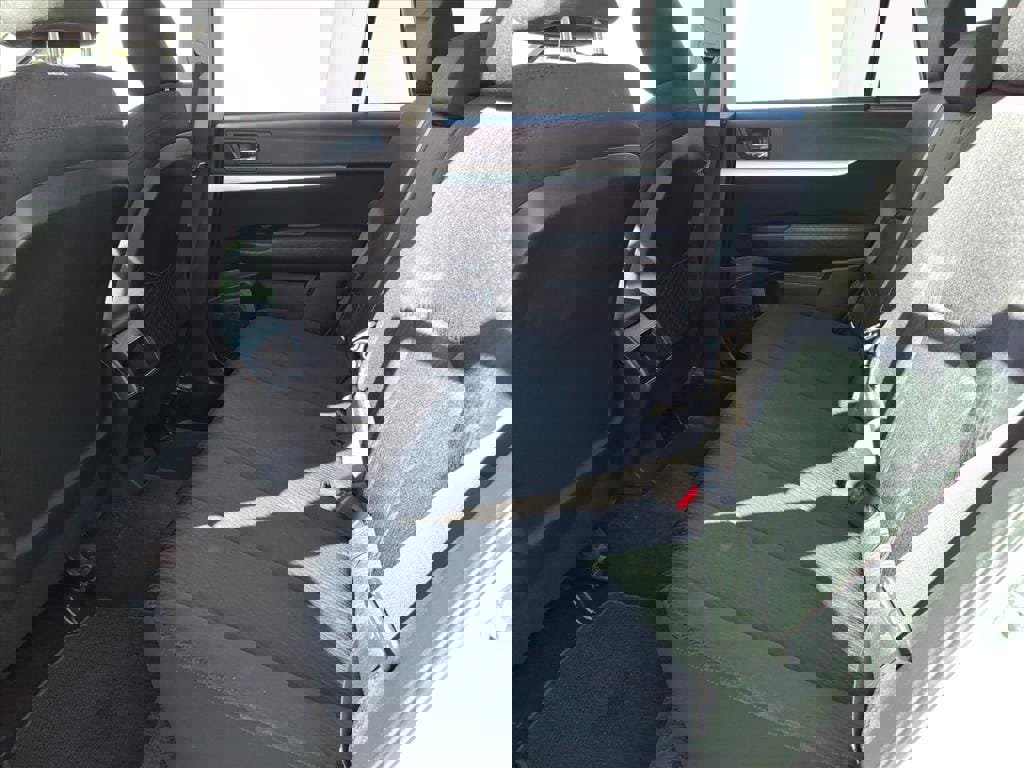 Used 2012 Subaru Outback 2.5i image 9