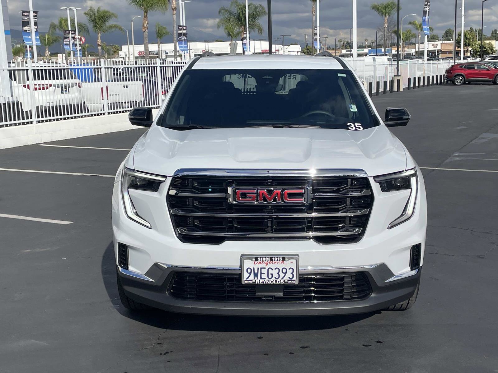 Used 2026 GMC Acadia Elevation image 2