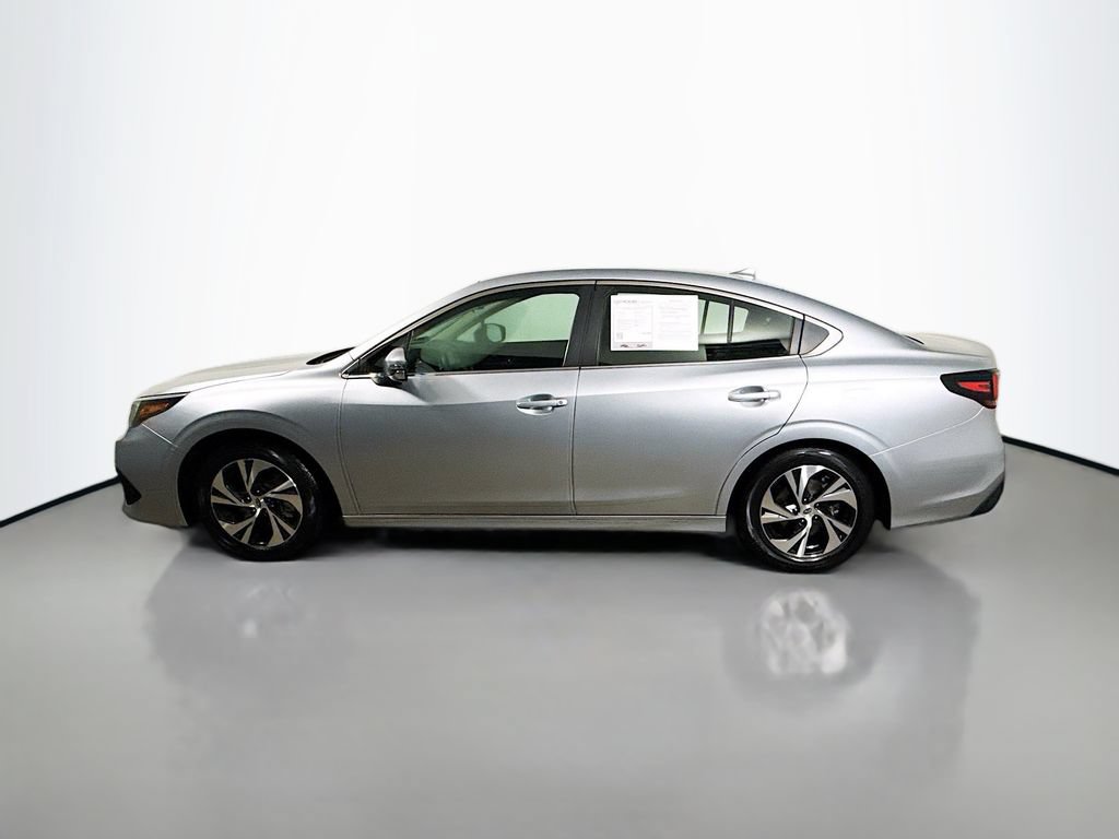 Used 2022 Subaru Legacy Premium AWD/4WD image 4