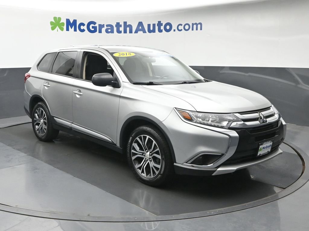 Used 2018 Mitsubishi Outlander ES AWD/4WD image 2
