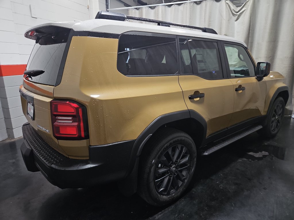 New 2027 Toyota Land Cruiser AWD/4WD image 8