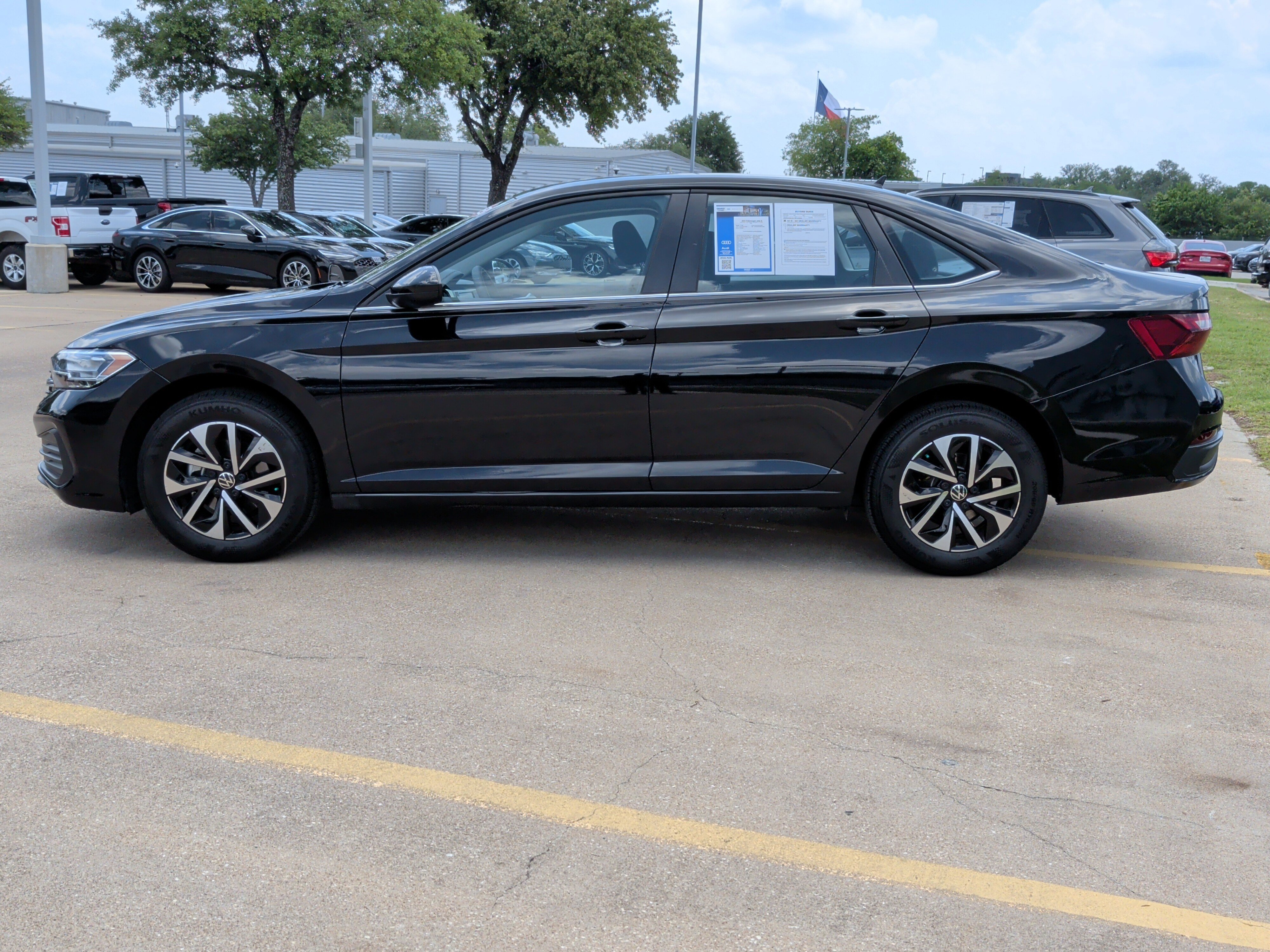 Used 2023 Volkswagen Jetta S FWD image 7