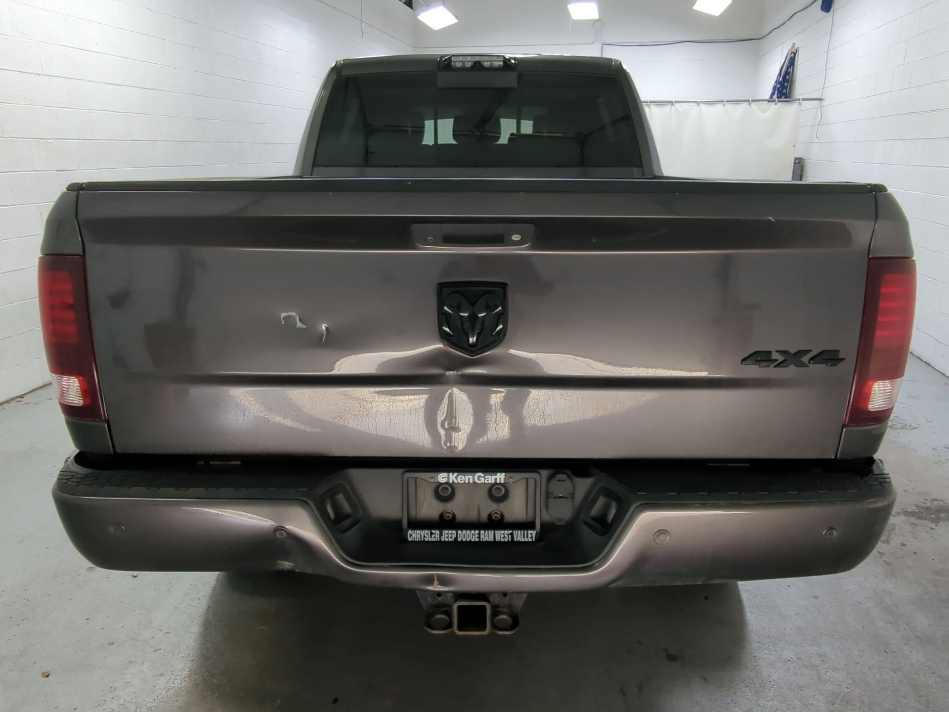 Used 2018 RAM 3500 Laramie w/ Sport Appearance Group image 7