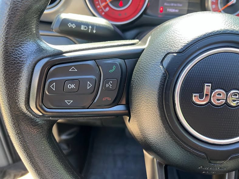 Used 2022 Jeep Gladiator Sport AWD/4WD image 14