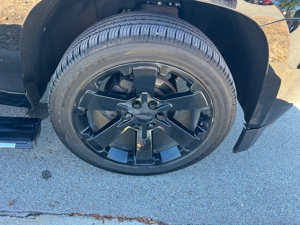 Used 2019 Chevrolet Tahoe Premier AWD/4WD image 11