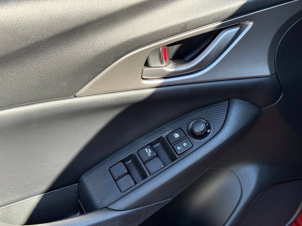 Used 2019 MAZDA CX-3 Sport w/ Sport I-ACTIVSENSE Package FWD image 19