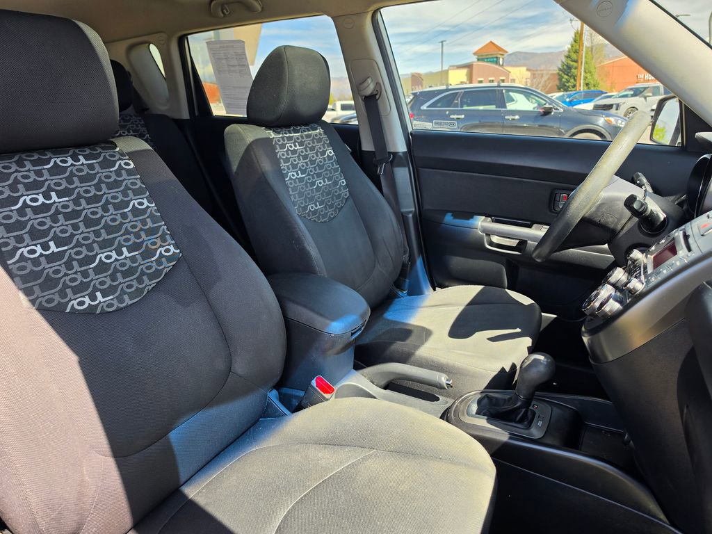 Used 2011 Kia Soul + w/ Audio Pkg FWD image 14