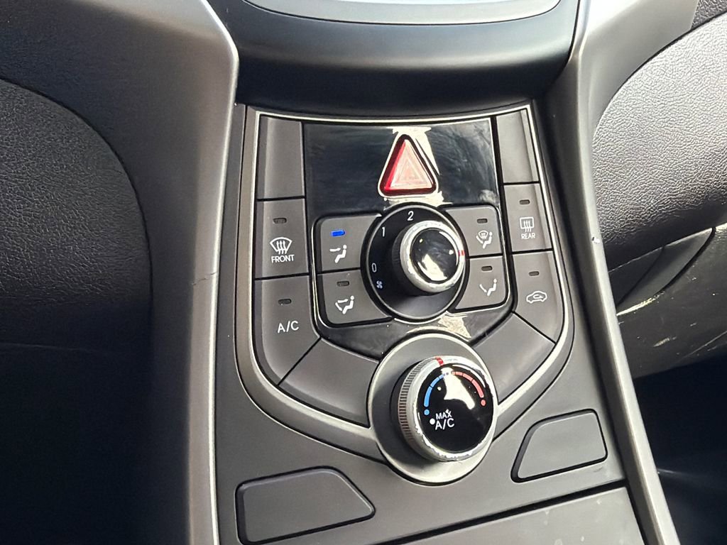 Used 2015 Hyundai Elantra SE w/ Option Group 03 image 24