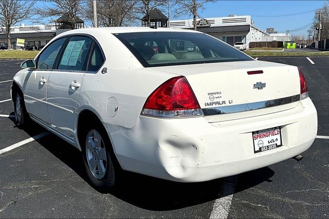 Used 2006 Chevrolet Impala LT w/ Preferred Equipment Group FWD image 3