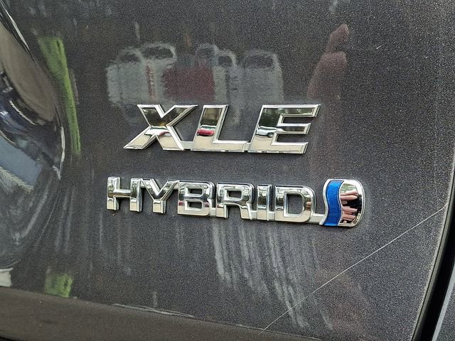 Used 2021 Toyota RAV4 XLE w/ Convenience Package image 35
