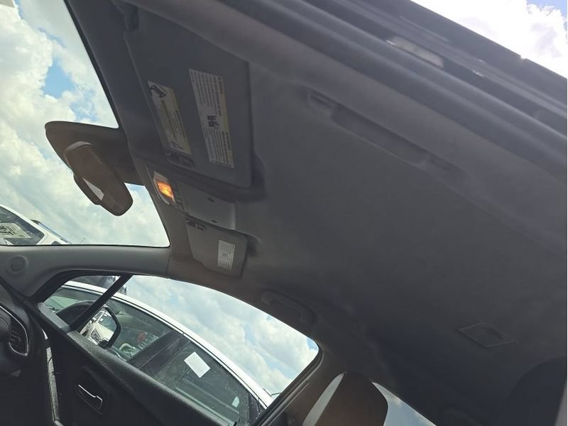 Used 2019 Chevrolet Trax LT w/ Redline Edition FWD image 14