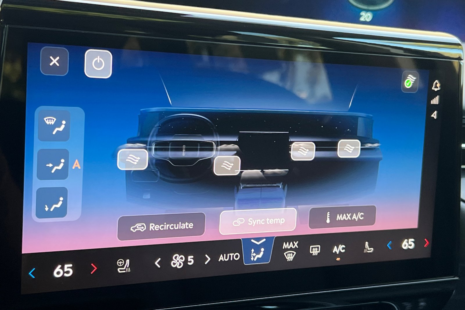 New 2026 Lincoln Nautilus Reserve AWD/4WD image 18