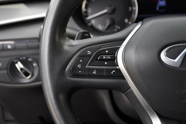 Used 2023 INFINITI QX55 Luxe w/ Cargo Package image 8