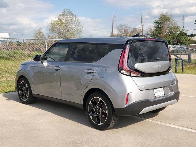 Used 2023 Kia Soul EX image 7