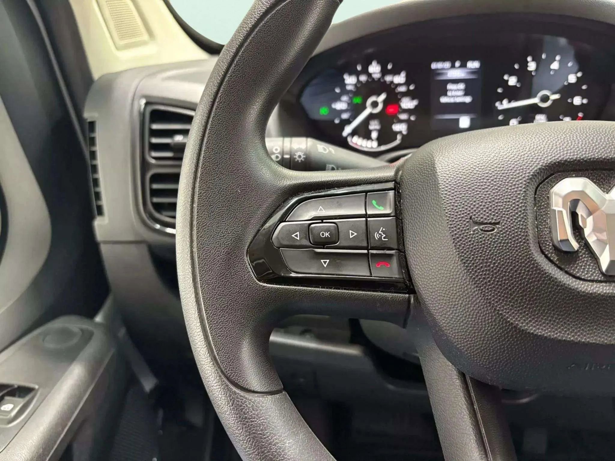 Used 2023 RAM ProMaster 2500 image 25