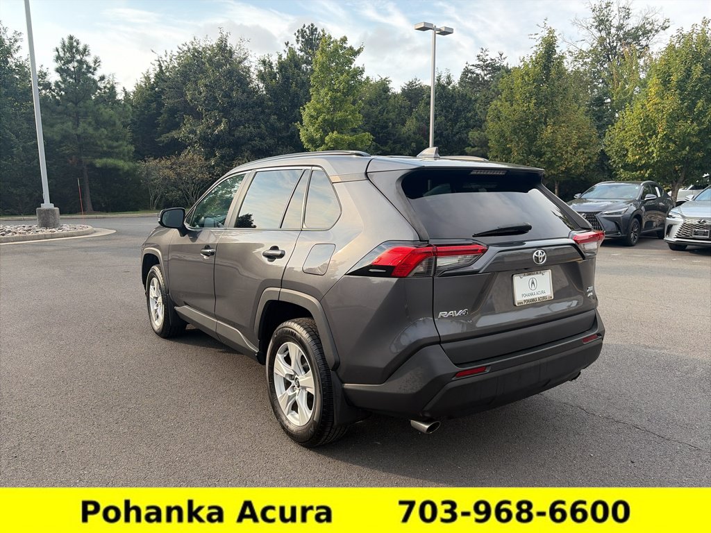 Used 2021 Toyota RAV4 XLE AWD/4WD image 5
