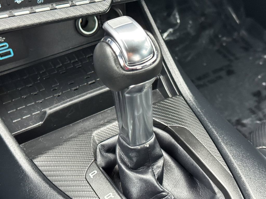 Used 2024 Ford Mustang Premium image 19