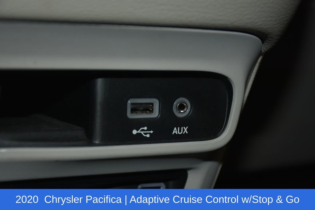 Used 2020 Chrysler Pacifica Limited w/ Tire & Wheel Group image 23