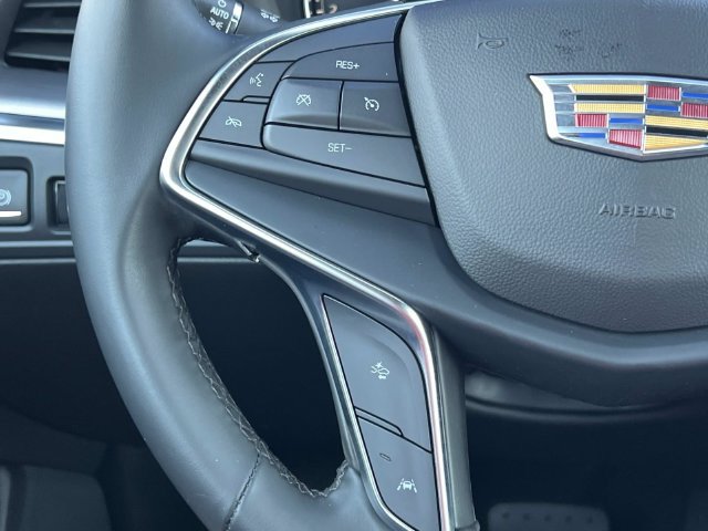 Certified 2024 Cadillac XT5 Luxury w/ LPO, Floor Liner Package AWD/4WD image 26