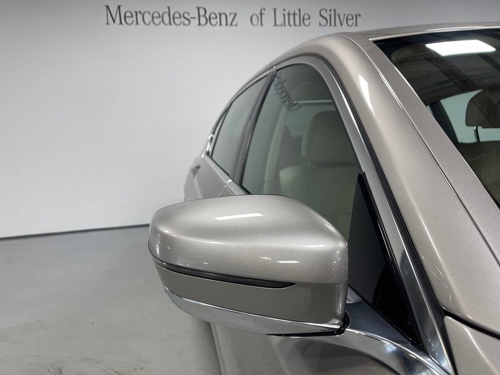 Used 2020 BMW 750i xDrive w/ Executive Package AWD/4WD image 12