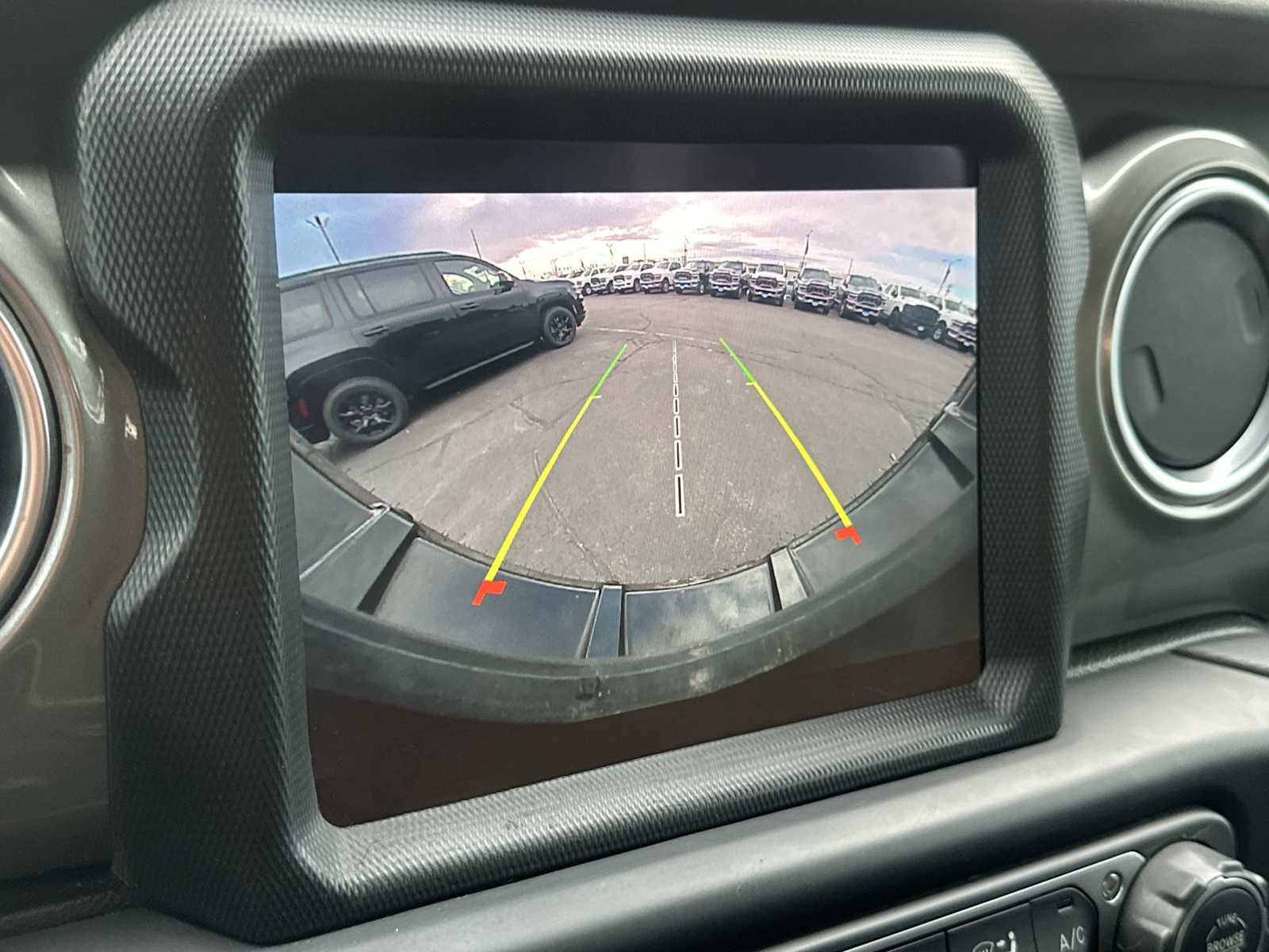 Used 2021 Jeep Wrangler Unlimited Sahara w/ Uconnect 4C Nav & Sound Group image 21