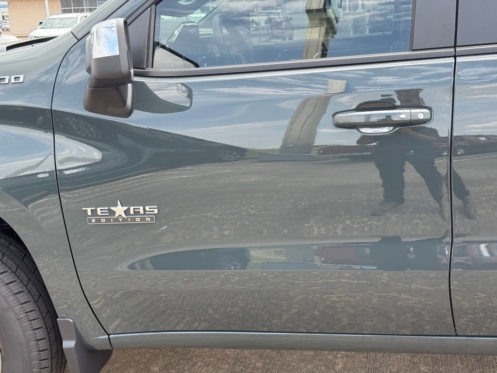 New 2026 Chevrolet Silverado 1500 LT image 23