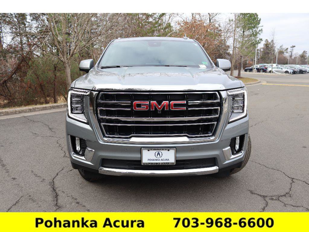 Used 2024 GMC Yukon SLT w/ SLT Premium Package image 2
