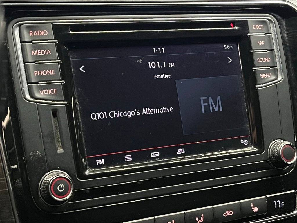 Used 2018 Volkswagen Passat 2.0T SE w/ SE Lighting Package image 24