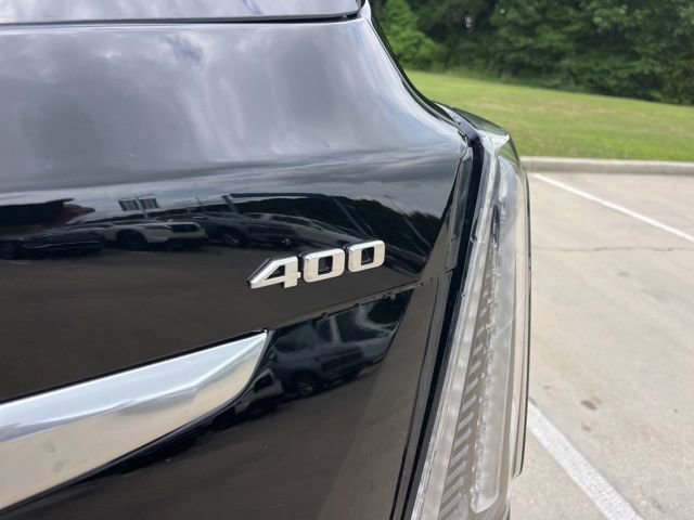 New 2026 Cadillac XT5 Sportv w/ LPO, Floor Liner Package AWD/4WD image 8