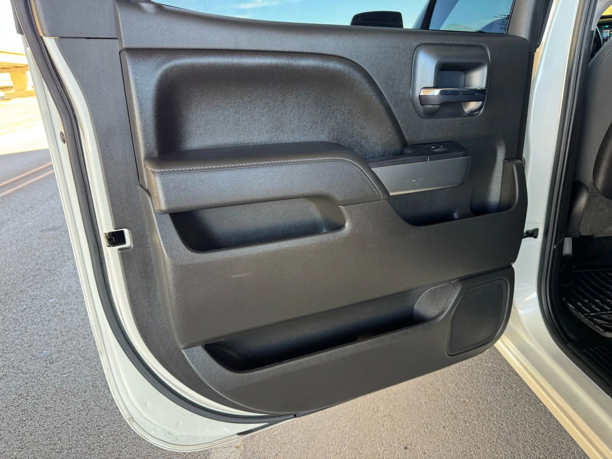 Used 2015 Chevrolet Silverado 1500 LT w/ Texas Edition, 1LT Trim image 18