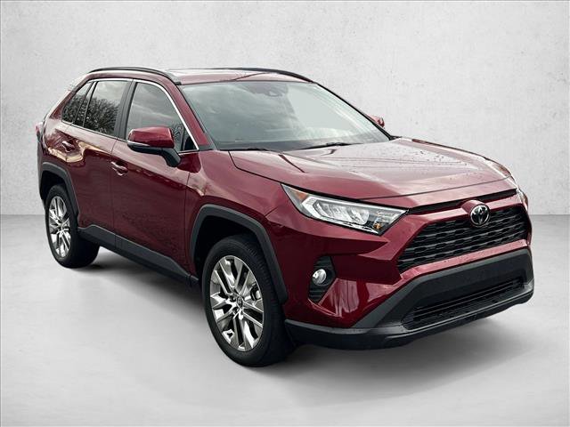 Certified 2020 Toyota RAV4 XLE Premium image 3