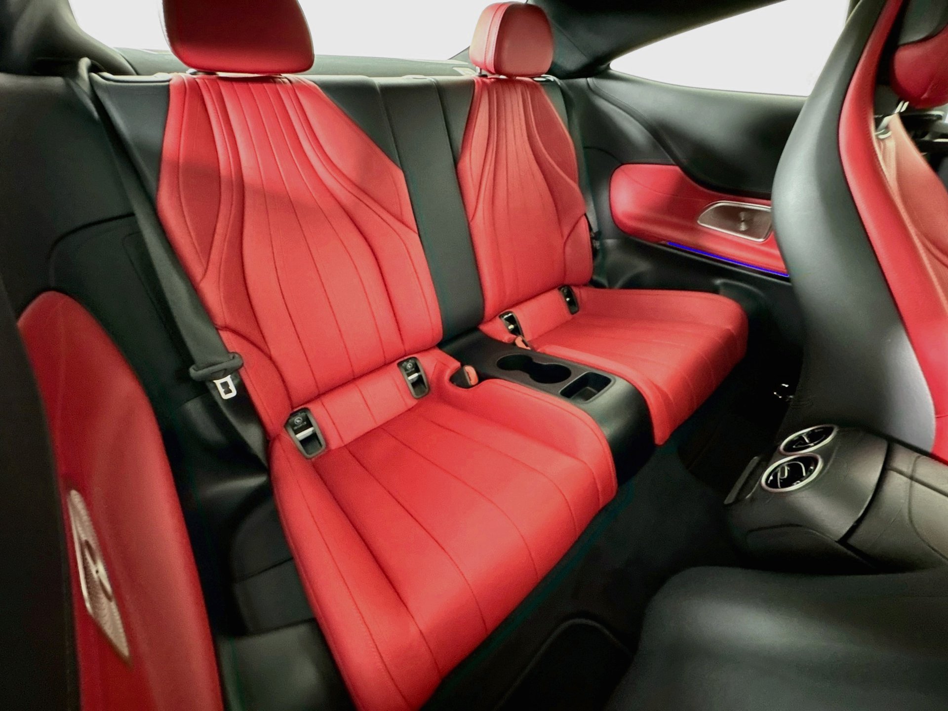 Used 2024 Mercedes-Benz CLE 300 4MATIC Coupe image 30