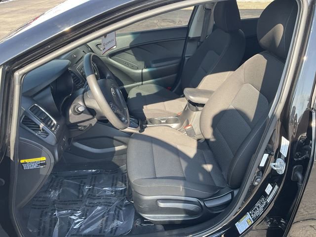Used 2018 Kia Forte LX w/ LX Rear Camera Package image 9
