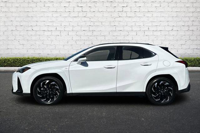 Certified 2024 Lexus UX 250h F Sport FWD image 8
