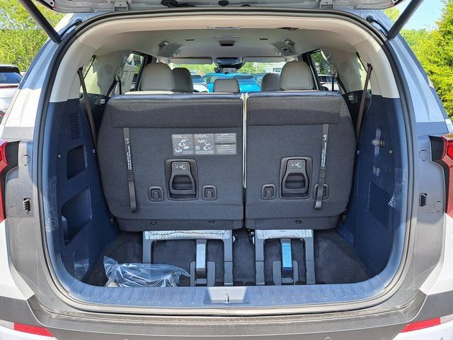 New 2026 Kia Carnival EX FWD image 14